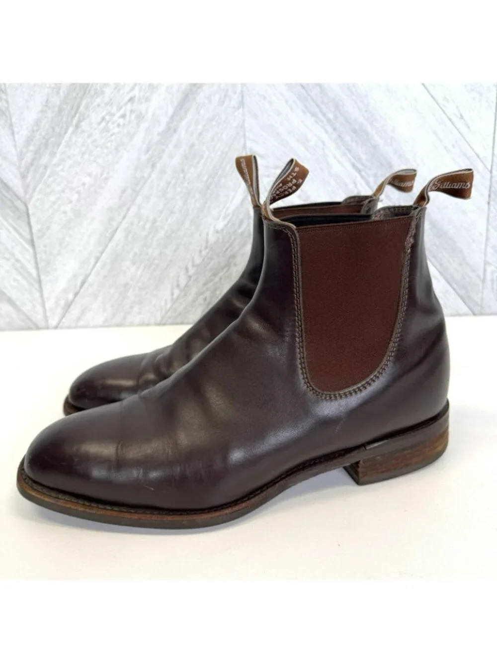 R.M. WILLIAMS Craftsman Chelsea Boots Mens Size AU/UK10 - US 11 Brown Leather